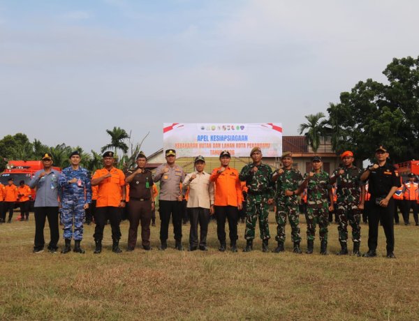 Wakili Dandim 0301/Pekanbaru, Pasiops Hadiri Apel Kesiapsiagaan Karhutla Kota Pekanbaru 2026