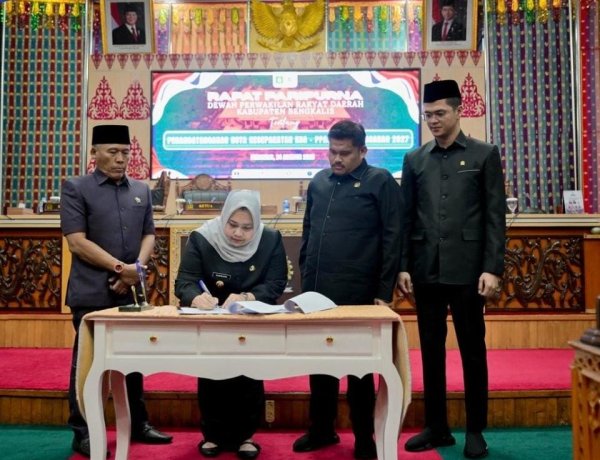 Bupati Kasmarni Tekankan Anggaran Harus Berorientasi Pada Kepentingan dan Manfaat Nyata Bagi Masyarakat, pada Agenda Sepakati KUA-PPAS APBD 2027