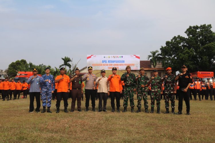 Wakili Dandim 0301/Pekanbaru, Pasiops Hadiri Apel Kesiapsiagaan Karhutla Kota Pekanbaru 2026