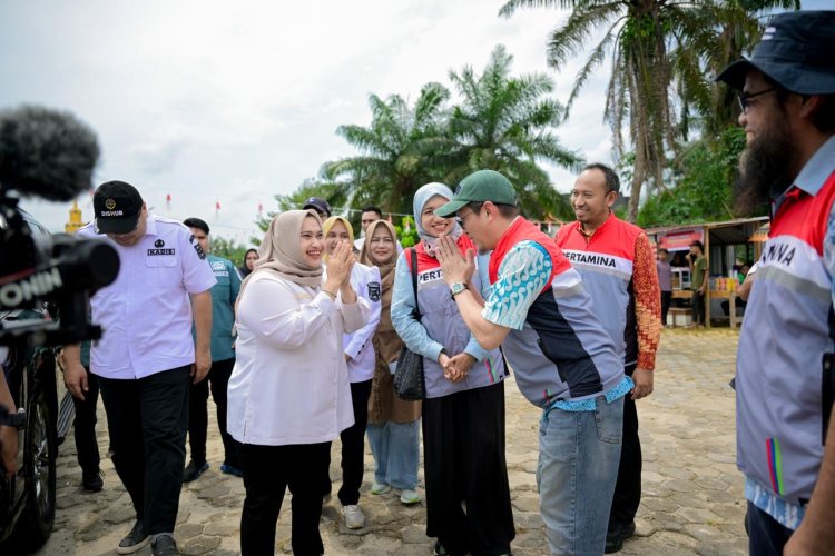Bupati Bengkalis Buka Festival Kemerdekaan dan Pacu Sampan Desa Wisata Balai Pungut