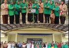 Sambut HUT Ke-81 TNI, Kodim 0301/Pekanbaru Tanam Pohon dan Berbagi dengan Warga