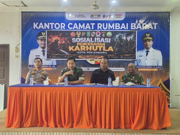 Tim Mabes TNI Edukasi Warga Rumbai Barat, Cegah Karhutla Dimulai dari Kepedulian Bersama